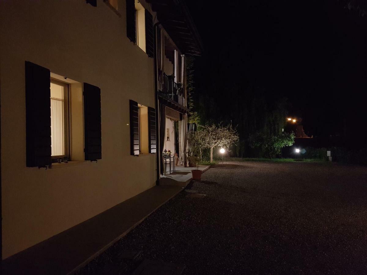 L'Isolo B&B E Case Vacanza Monzambano Exterior foto
